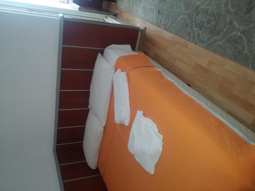 Hotel Ulke Yalova  Quarto foto